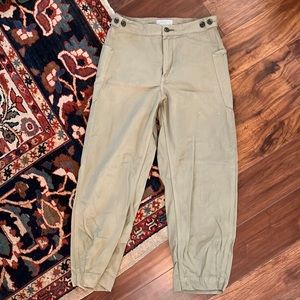 Everlane The Fatigue Barrel Pant in “bay leaf” green, size 6